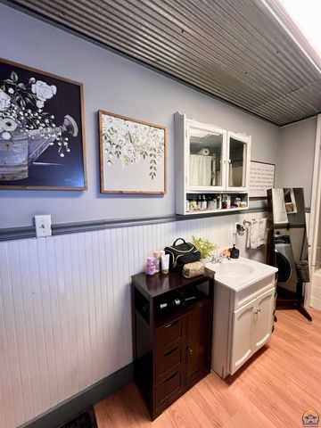 601 Main ST, Admire, KS 66830