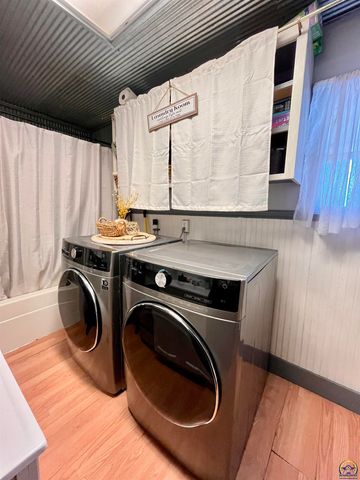 601 Main ST, Admire, KS 66830