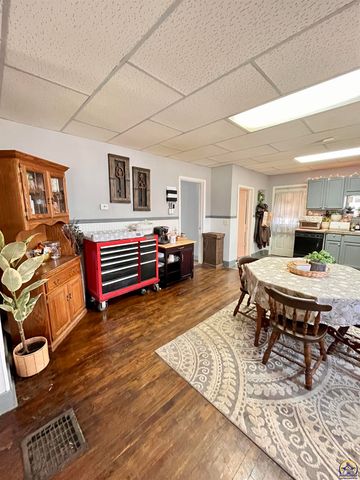 601 Main ST, Admire, KS 66830