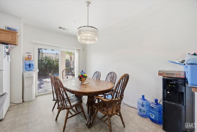 8441 Andromeda Lane, Bakersfield, CA 93306