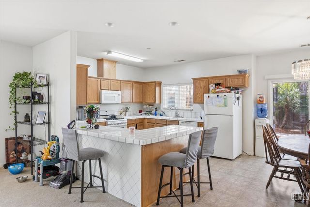 8441 Andromeda Lane, Bakersfield, CA 93306