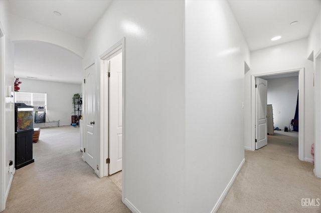 8441 Andromeda Lane, Bakersfield, CA 93306