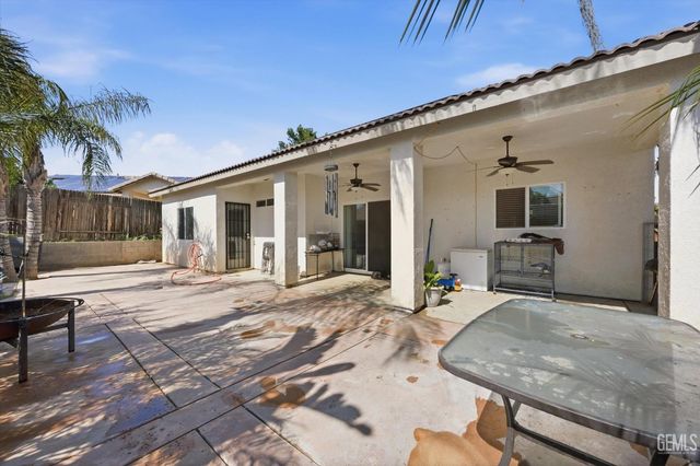8441 Andromeda Lane, Bakersfield, CA 93306