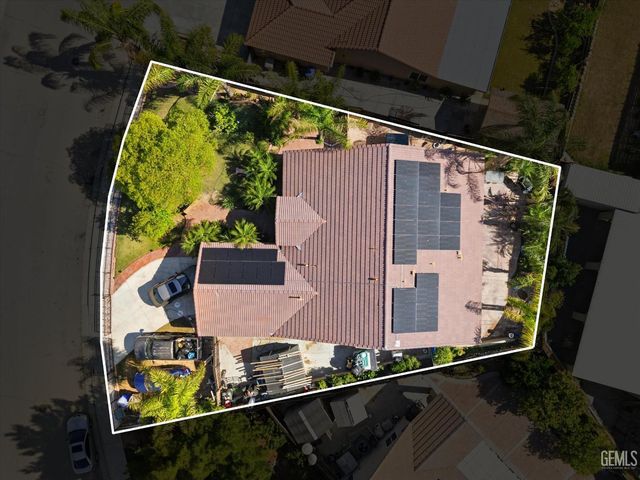 8441 Andromeda Lane, Bakersfield, CA 93306