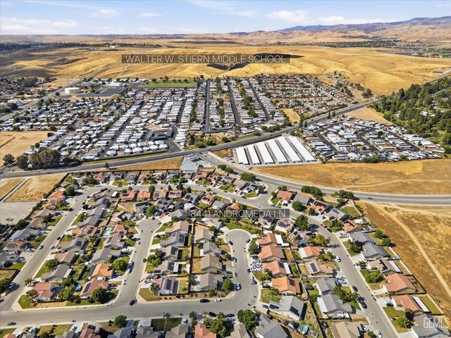 8441 Andromeda Lane, Bakersfield, CA 93306