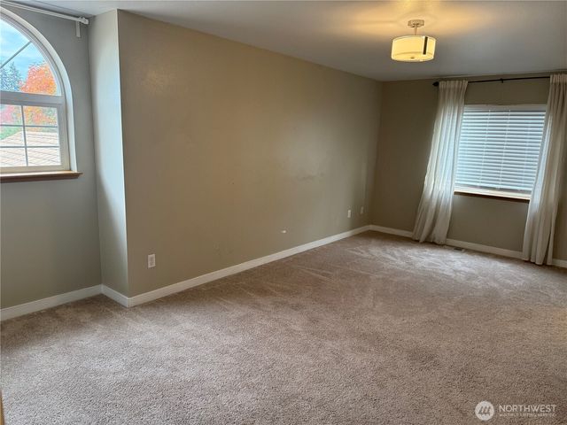 8312 185th Street Ct E, Puyallup, WA 98375