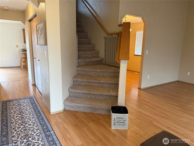 8312 185th Street Ct E, Puyallup, WA 98375