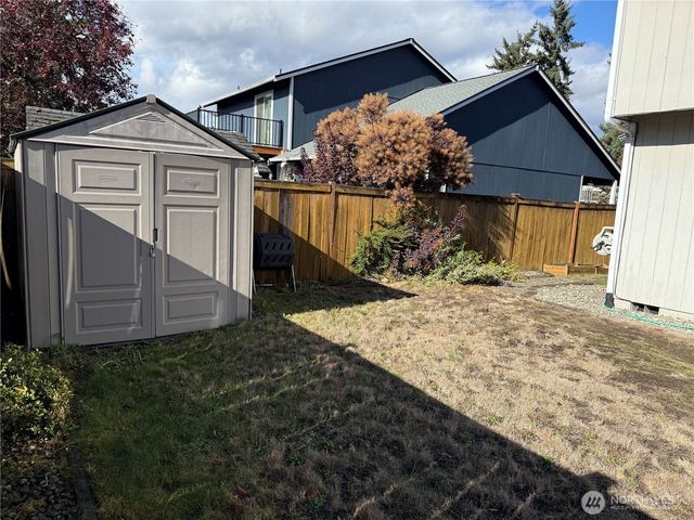 8312 185th Street Ct E, Puyallup, WA 98375