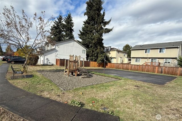 8312 185th Street Ct E, Puyallup, WA 98375