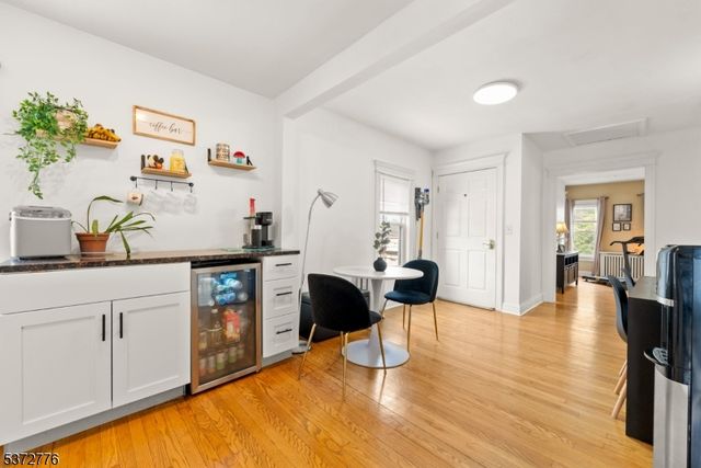 32 Walter Hammond Pl, Waldwick Boro, NJ 07463