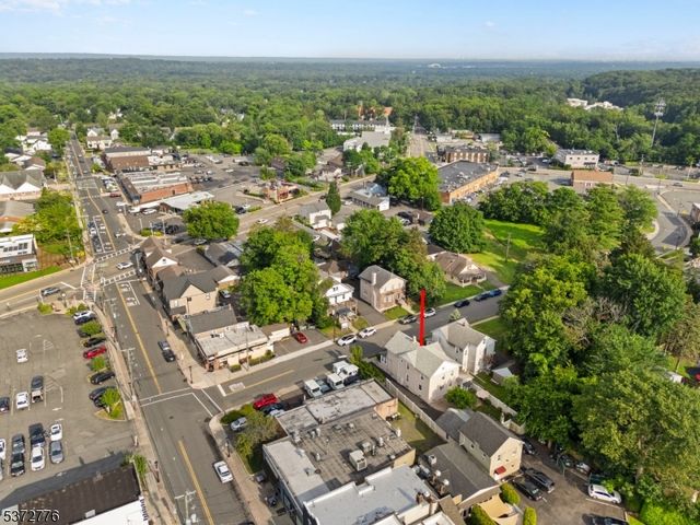 32 Walter Hammond Pl, Waldwick Boro, NJ 07463