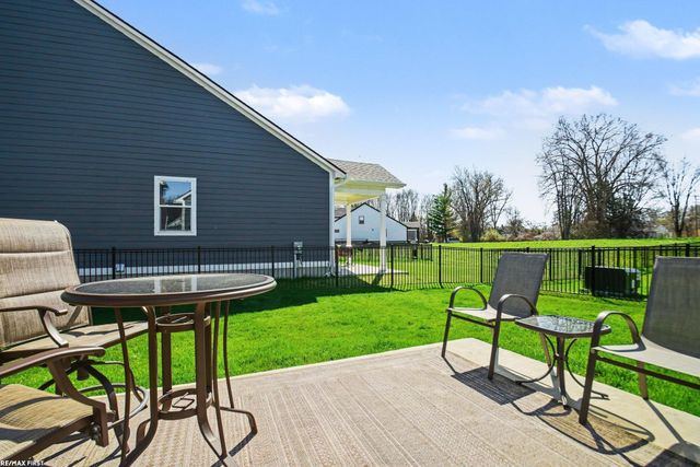 47050 Brookview Drive, Chesterfield Twp, MI 48047