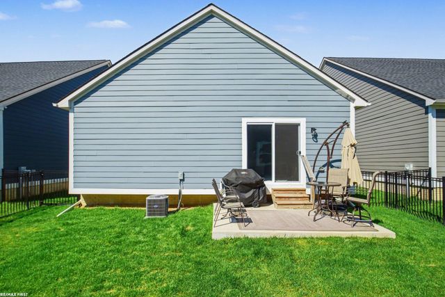 47050 Brookview Drive, Chesterfield Twp, MI 48047