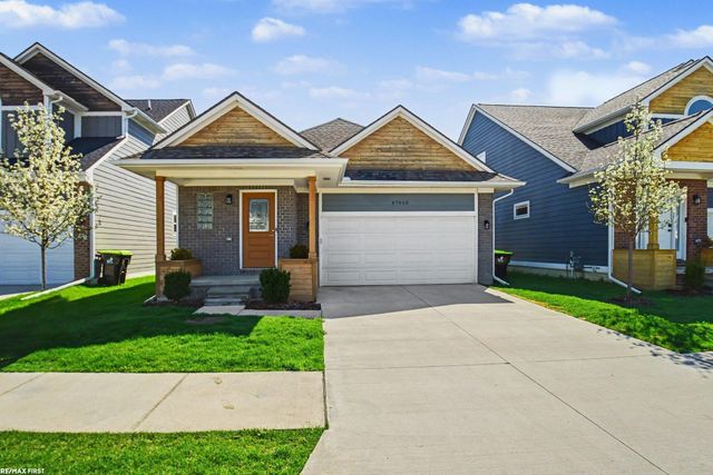 47050 Brookview Drive, Chesterfield Twp, MI 48047