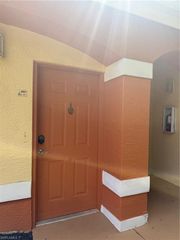 6401 Aragon WAY 207, Fort Myers, FL 33966