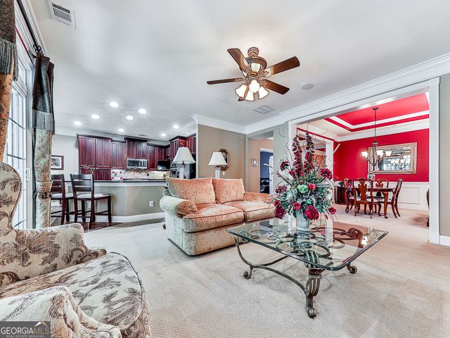 616 Laurel Crossing, Canton, GA 30114