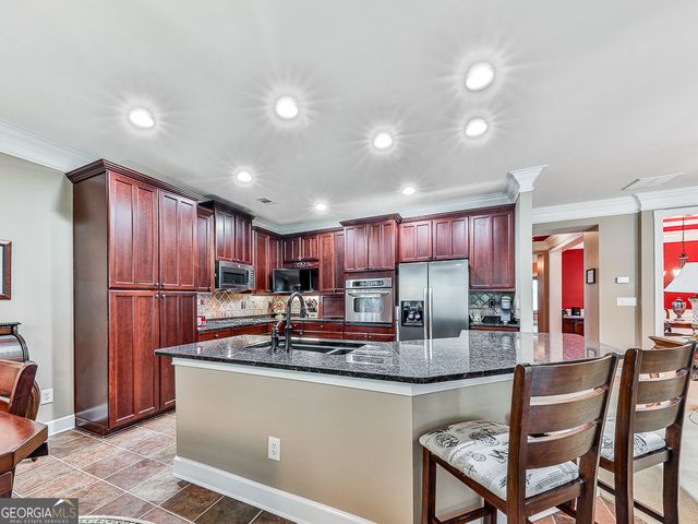 616 Laurel Crossing, Canton, GA 30114