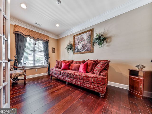 616 Laurel Crossing, Canton, GA 30114