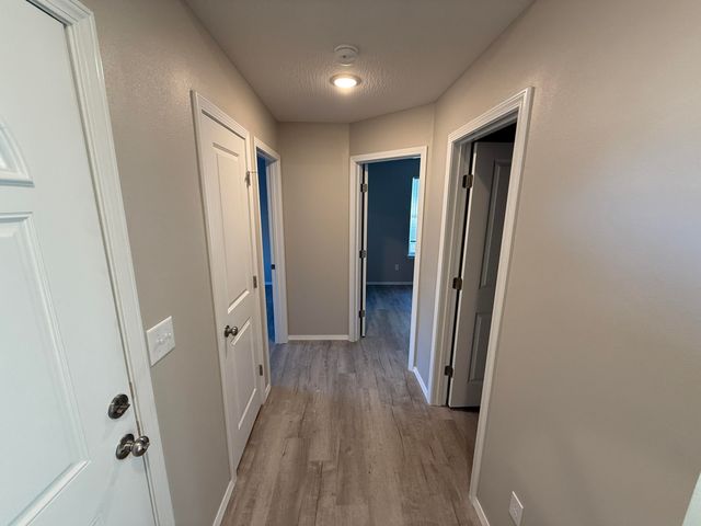 3426 N Nixon Avenue, Springfield, MO 65803