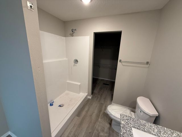 3426 N Nixon Avenue, Springfield, MO 65803