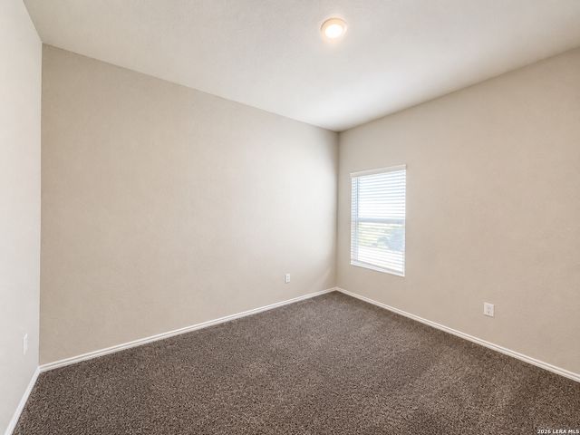 14662 Stirrup Trace, Elmendorf, TX 78112