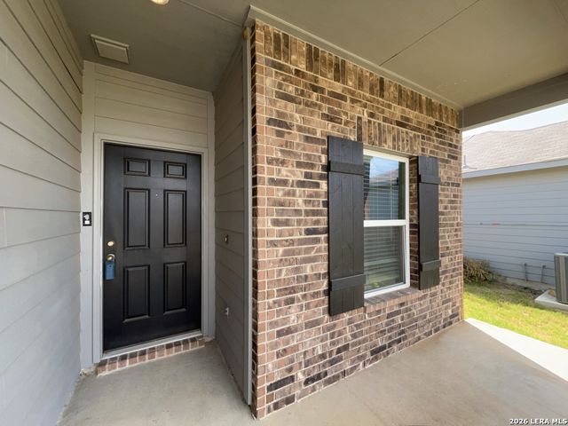 14662 Stirrup Trace, Elmendorf, TX 78112