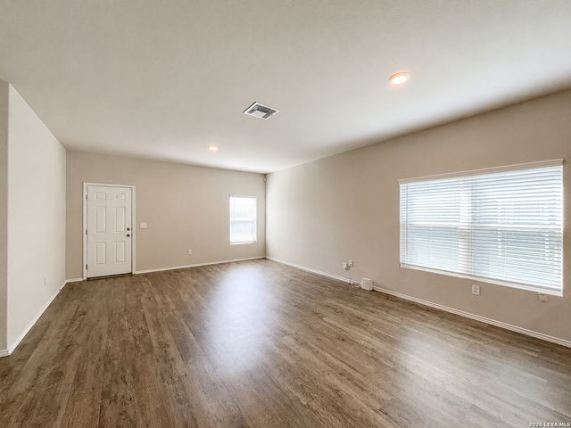 14662 Stirrup Trace, Elmendorf, TX 78112