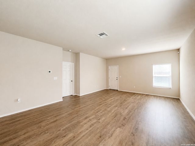 14662 Stirrup Trace, Elmendorf, TX 78112