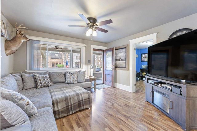 817 S OAKLAND AVENUE, Green Bay, WI 54304