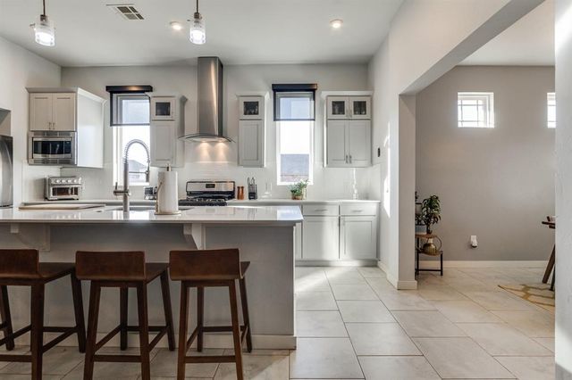 11428 NW 105th Street, Yukon, OK 73099