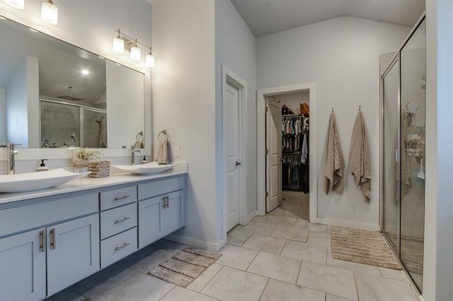 11428 NW 105th Street, Yukon, OK 73099