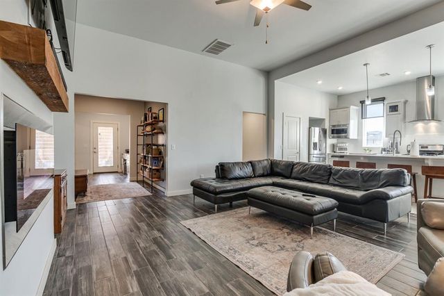 11428 NW 105th Street, Yukon, OK 73099