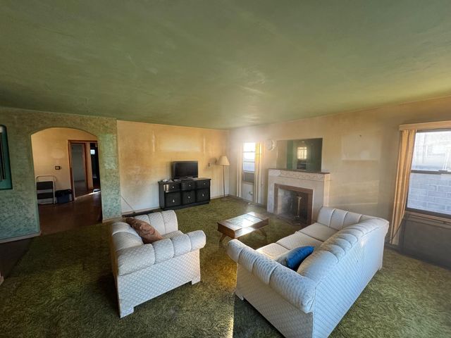 1140 8th Ave, Sacramento, CA 95818