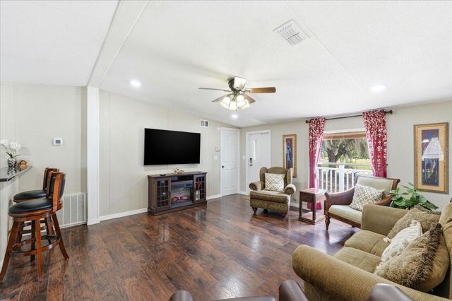 1020 US HIGHWAY 98 W, Frostproof, FL 33843