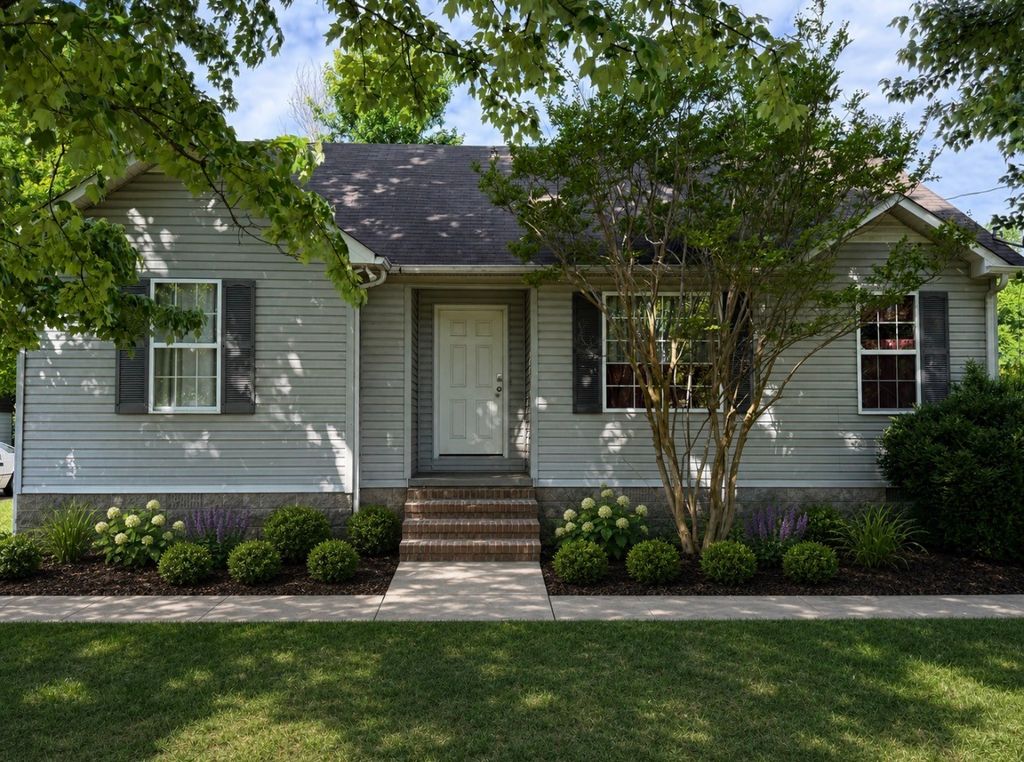 236 Bookout Ln, Cowan, TN 37318