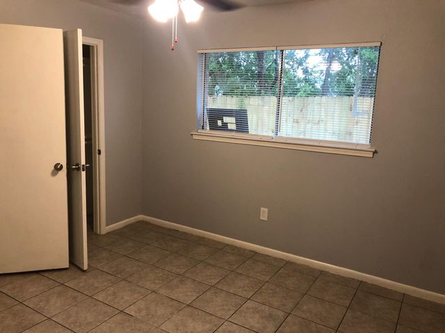 10510 Kiber Drive, Houston, TX 77031