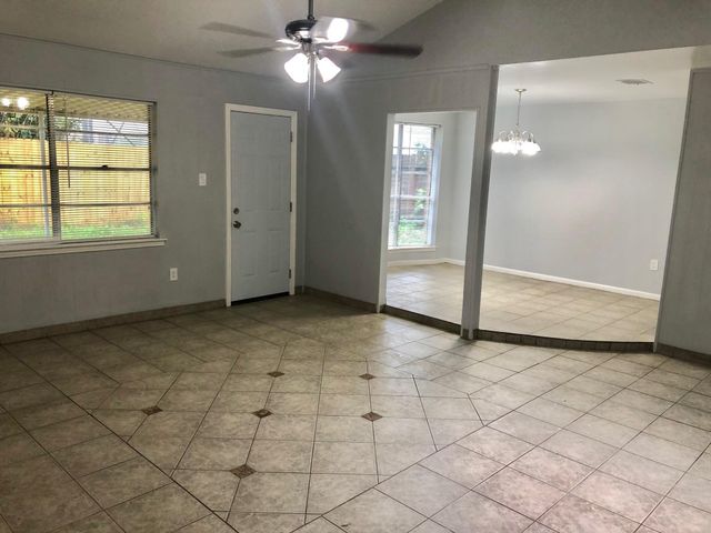 10510 Kiber Drive, Houston, TX 77031