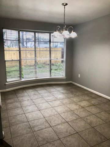 10510 Kiber Drive, Houston, TX 77031