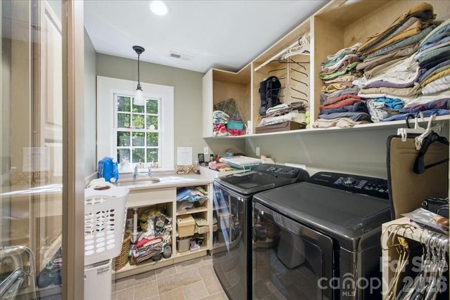 9601 Belt Road, Midland, NC 28107