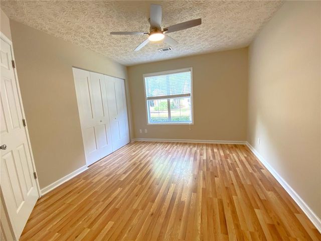 2751 Highland Ridge NW, Kennesaw, GA 30152