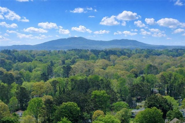 2751 Highland Ridge NW, Kennesaw, GA 30152