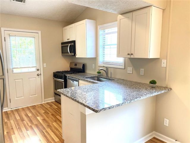 2751 Highland Ridge NW, Kennesaw, GA 30152