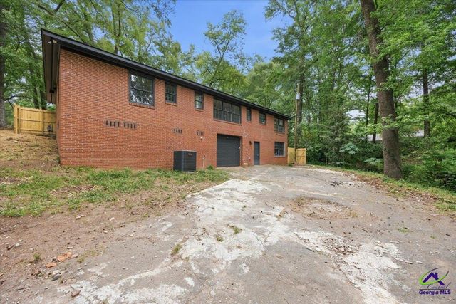 1320 Briarcliff Road, Macon, GA 31211
