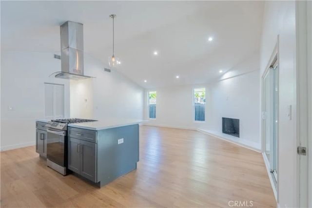 19034 Wyandotte Avenue, Reseda, CA 91335