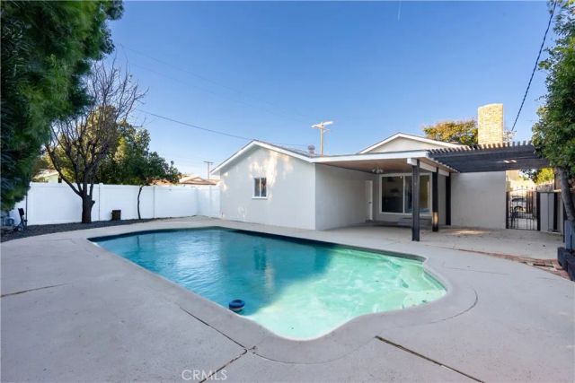 19034 Wyandotte Avenue, Reseda, CA 91335
