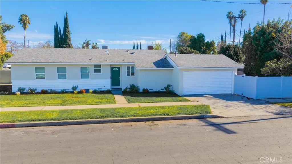 19034 Wyandotte Avenue, Reseda, CA 91335