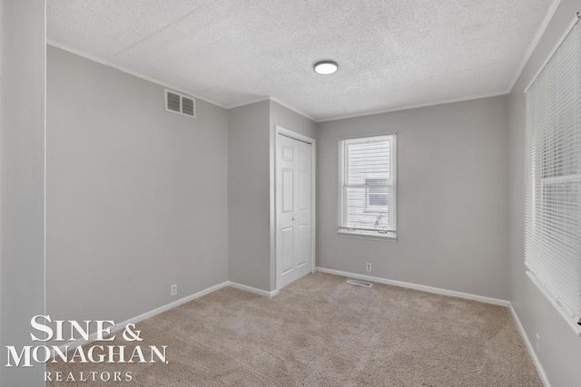 20933 Ridgemont Road, Harper Woods, MI 48225