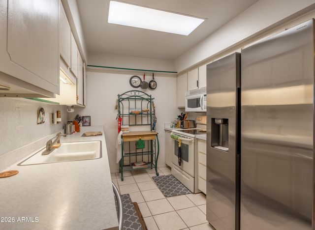 13068 N 100TH Avenue, Sun City, AZ 85351