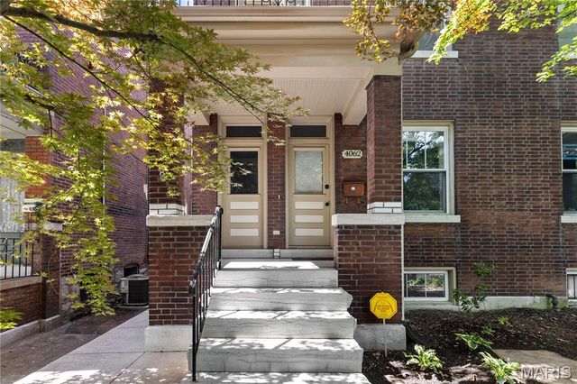 4062 Arsenal Street, St Louis, MO 63116
