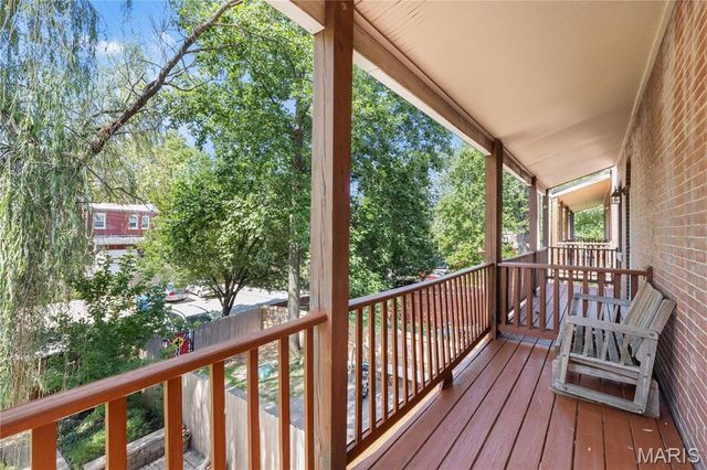 4062 Arsenal Street, St Louis, MO 63116